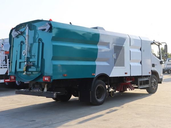 福田純電動洗掃車 福田純電動洗掃車