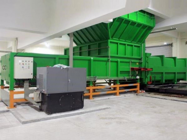 分體式水平壓縮垃圾站(二層卸料) 分體式水平壓縮垃圾站(二層卸料)